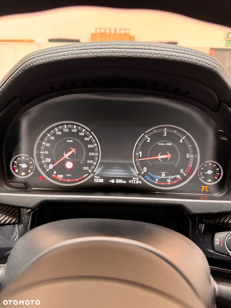 BMW X6 xDrive30d - 13