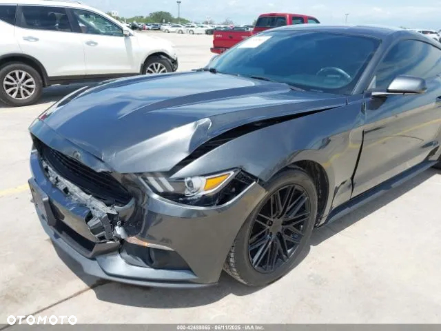 Ford Mustang 3.7 V6 - 6