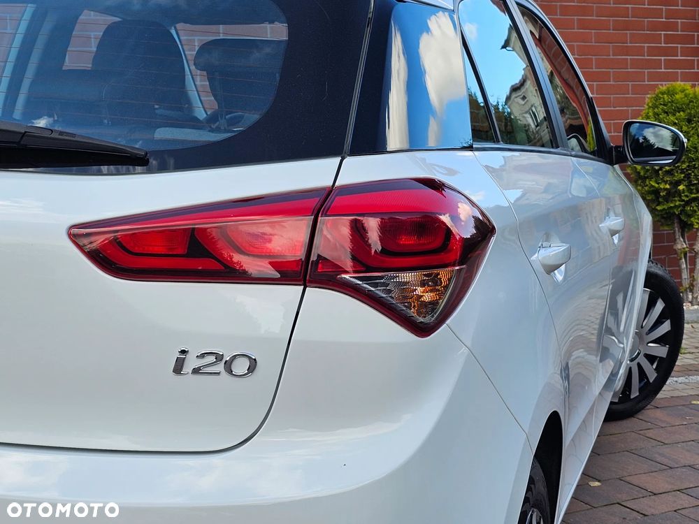 Hyundai i20 1.2 Classic + - 19