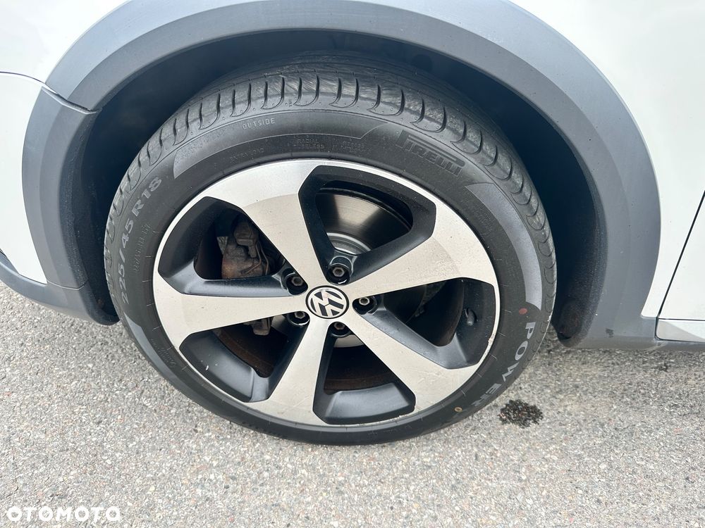 Volkswagen Passat Alltrack - 24