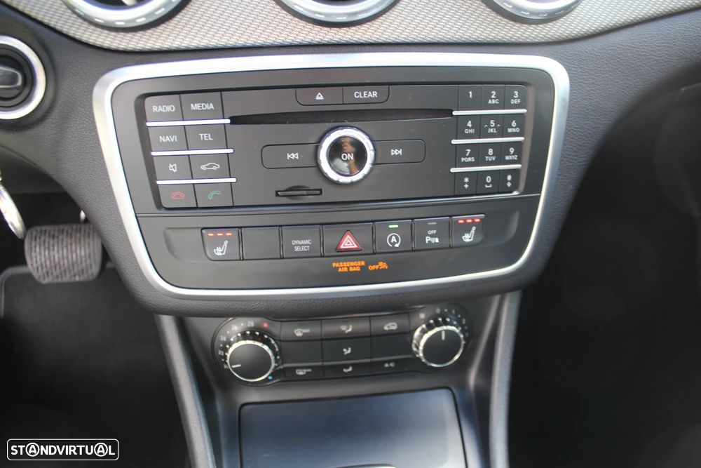 Mercedes-Benz GLA 220 d 7G-DCT Style - 24
