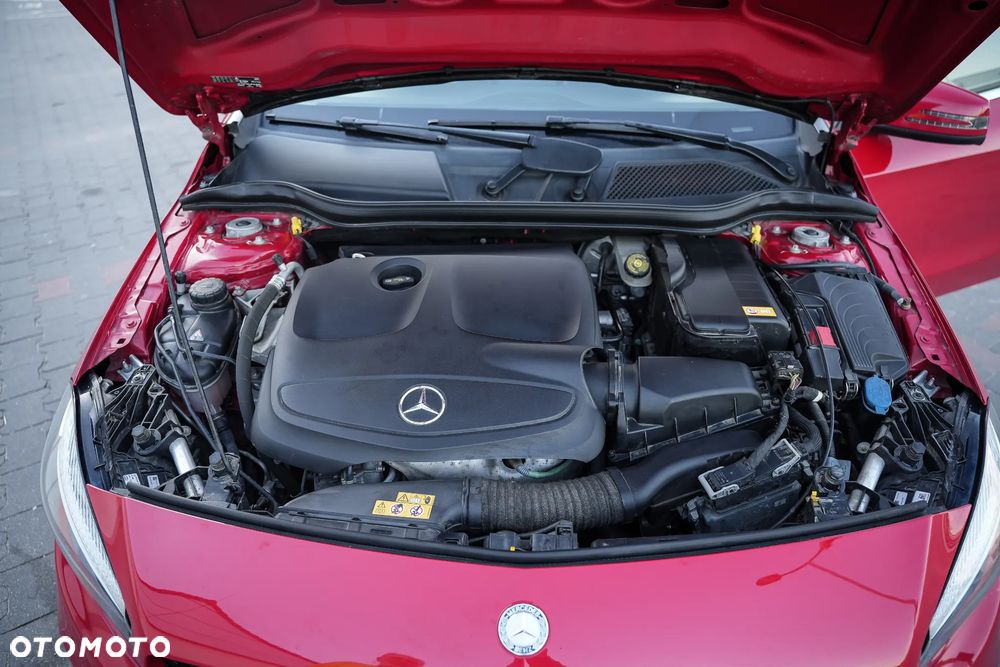 Mercedes-Benz Klasa A 180 7G-DCT Style - 12