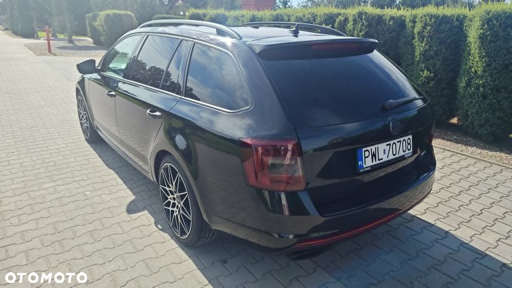 Skoda Octavia 2.0 TDI RS DSG - 5