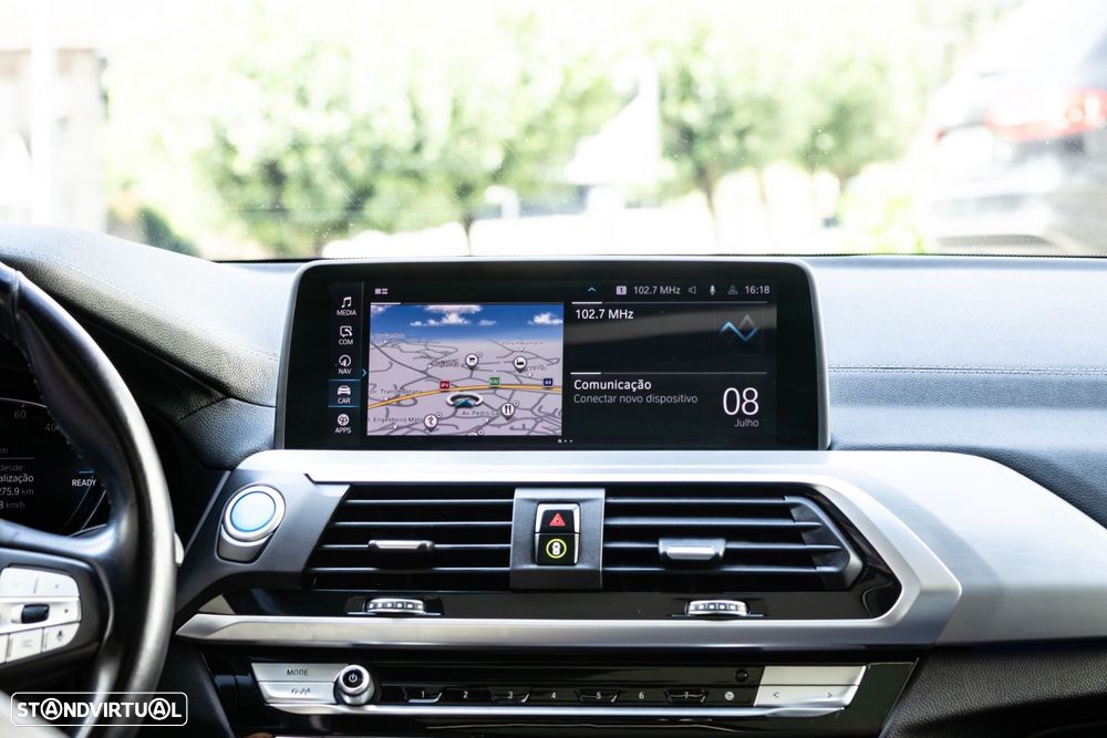 BMW iX3 Inspiring - 35
