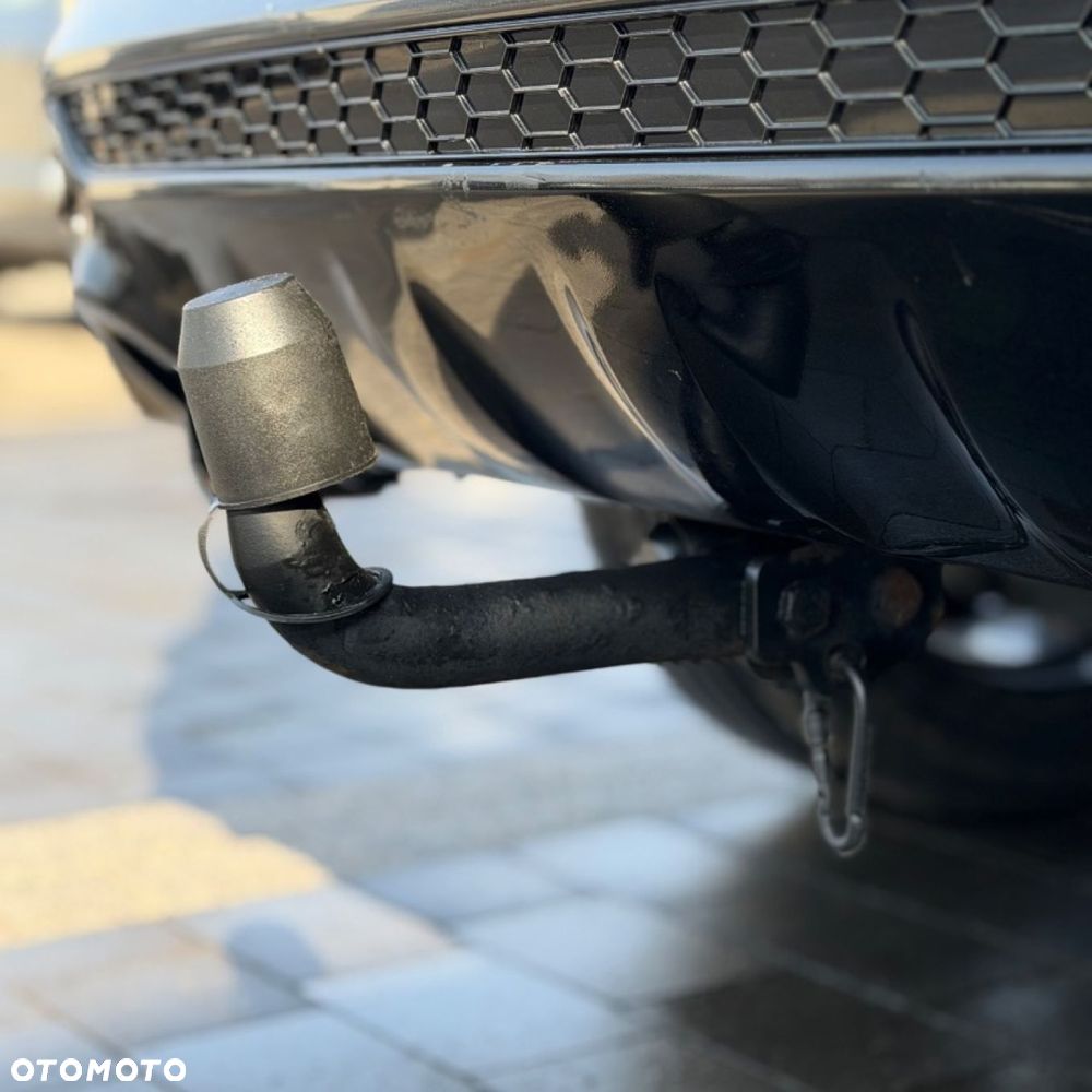 Ford Kuga - 11