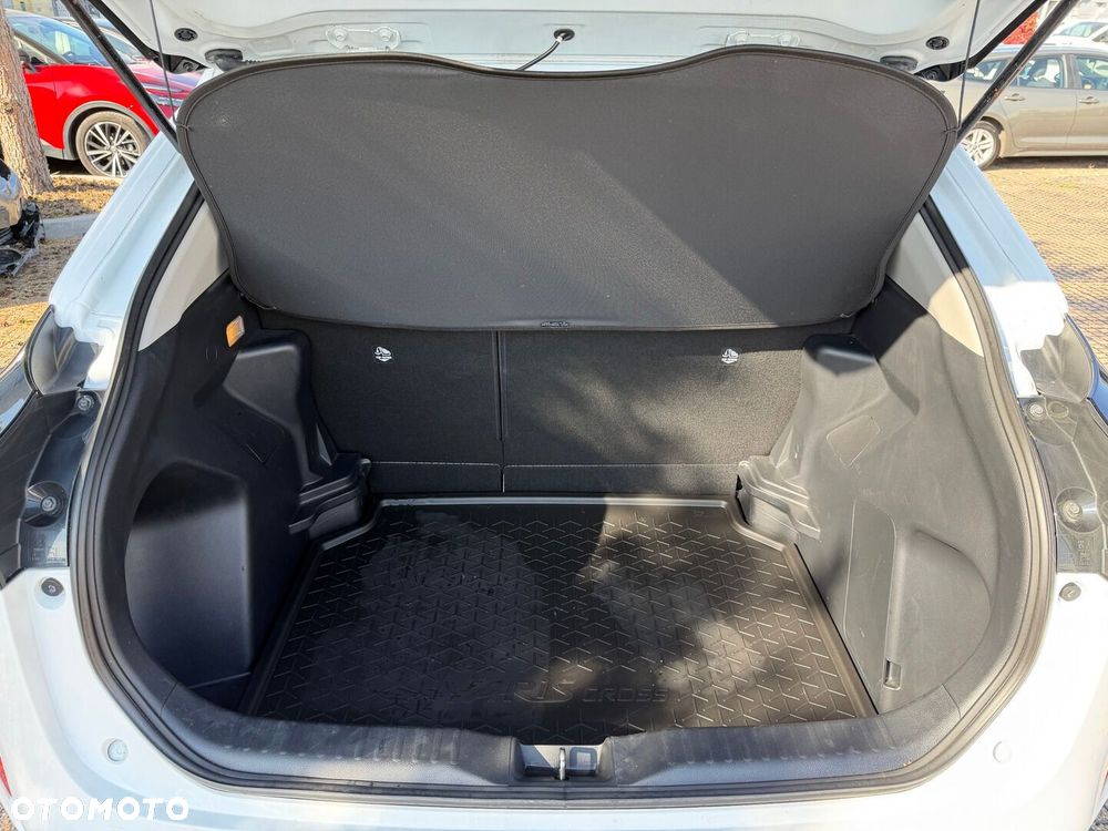 Toyota Yaris Cross Hybrid 1.5 Comfort - 30