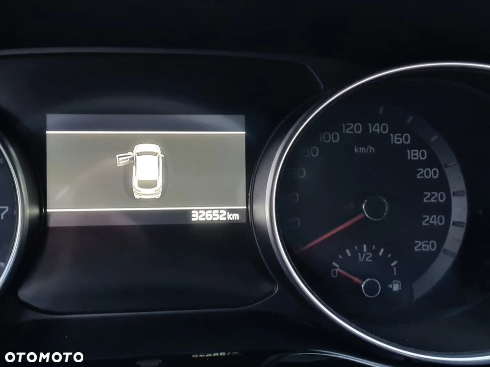 Kia ProCeed 1.6 T-GDI GT DCT - 16