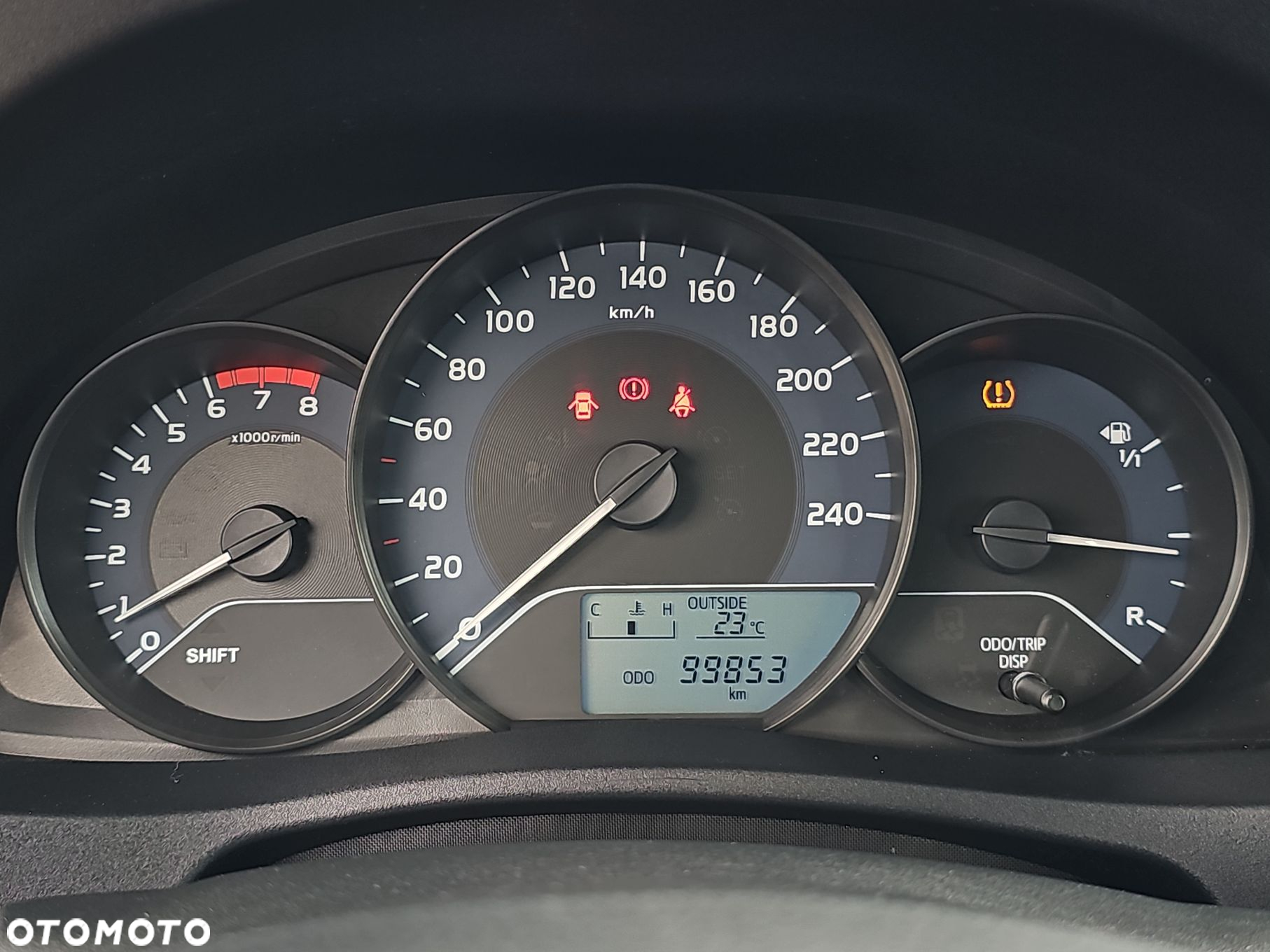 Toyota Corolla 1.33 Active - 13