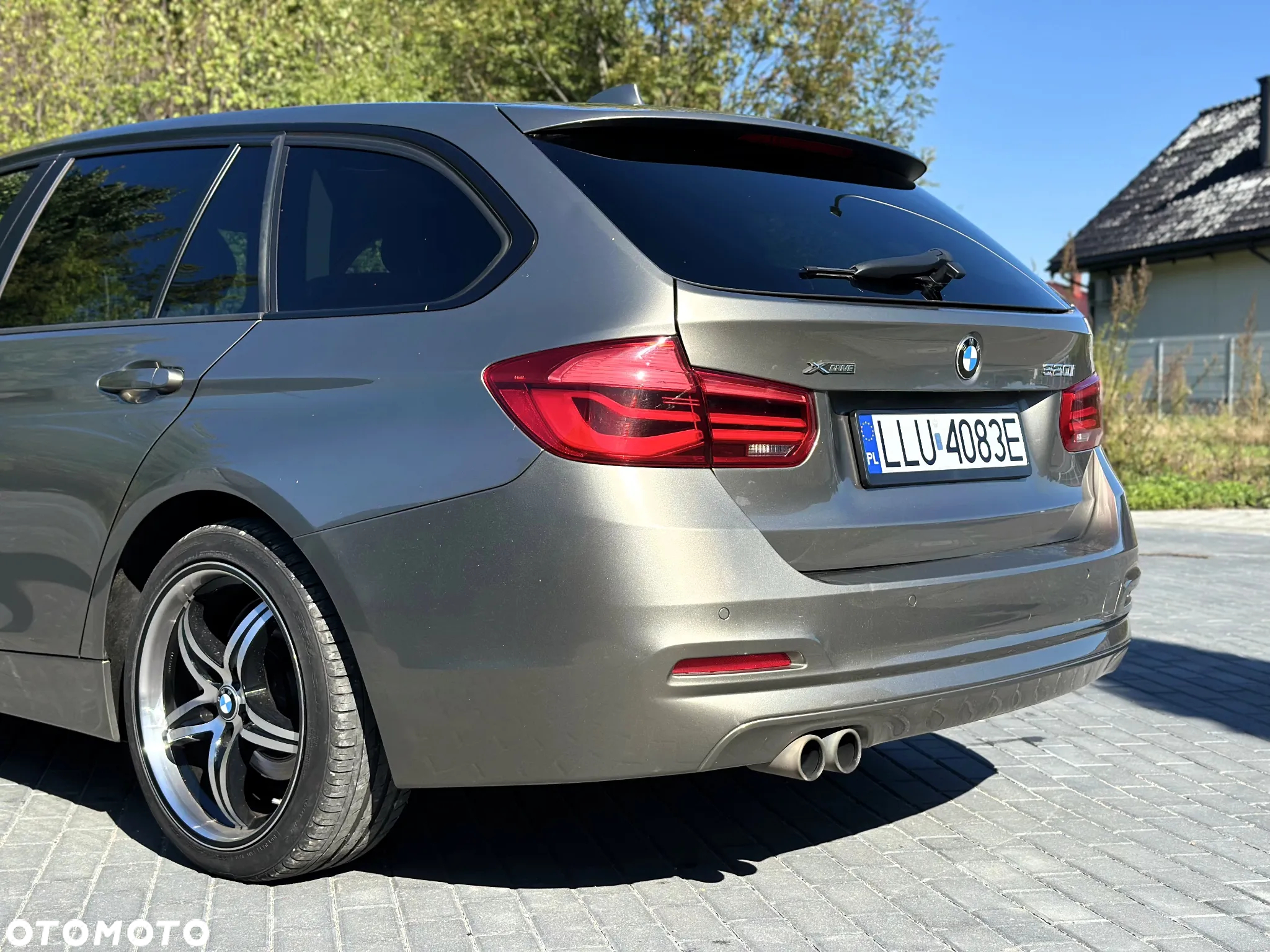 BMW Seria 3 320i GPF xDrive Luxury Line - 7