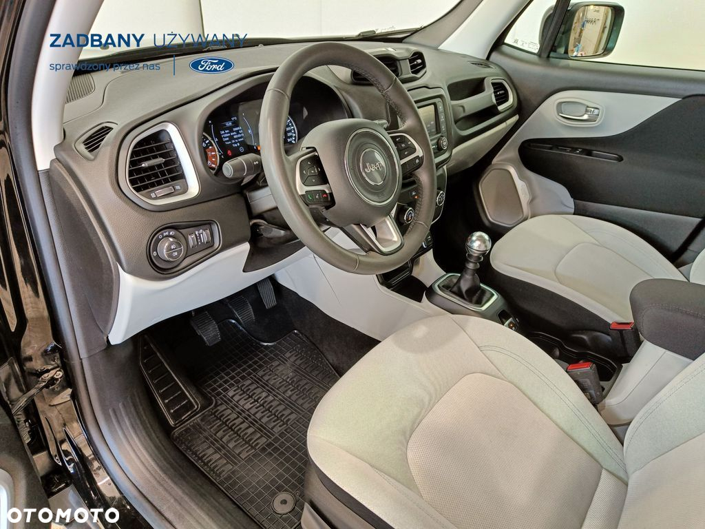 Jeep Renegade - 10