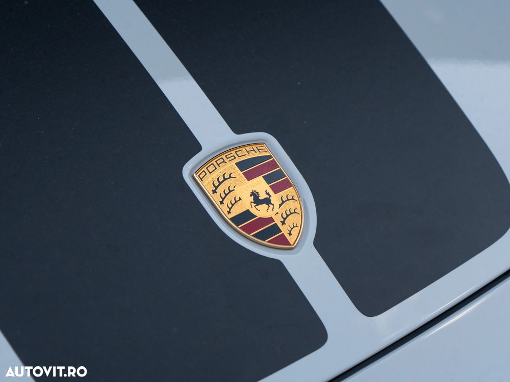 Porsche 911 - 20