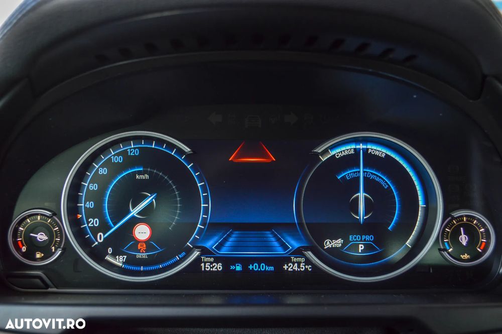 BMW X6 xDrive30d - 16
