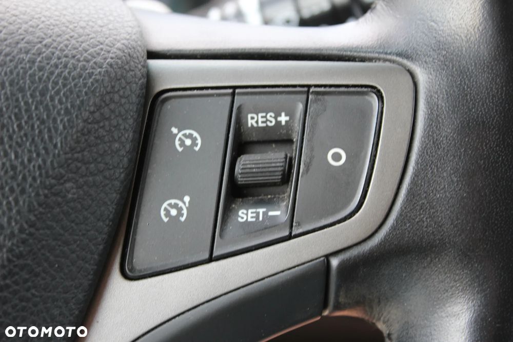 Hyundai i40 Kombi blue 1.7 CRDi DCT Premium - 20