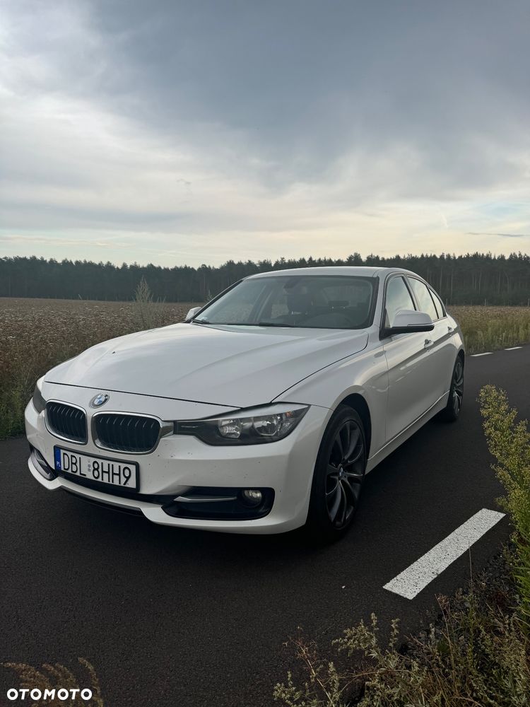 BMW Seria 3 320d xDrive - 2