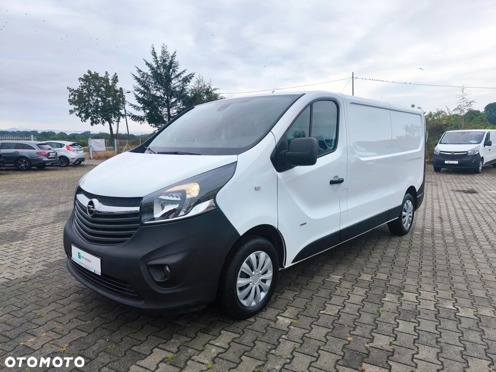 Opel Vivaro - 1