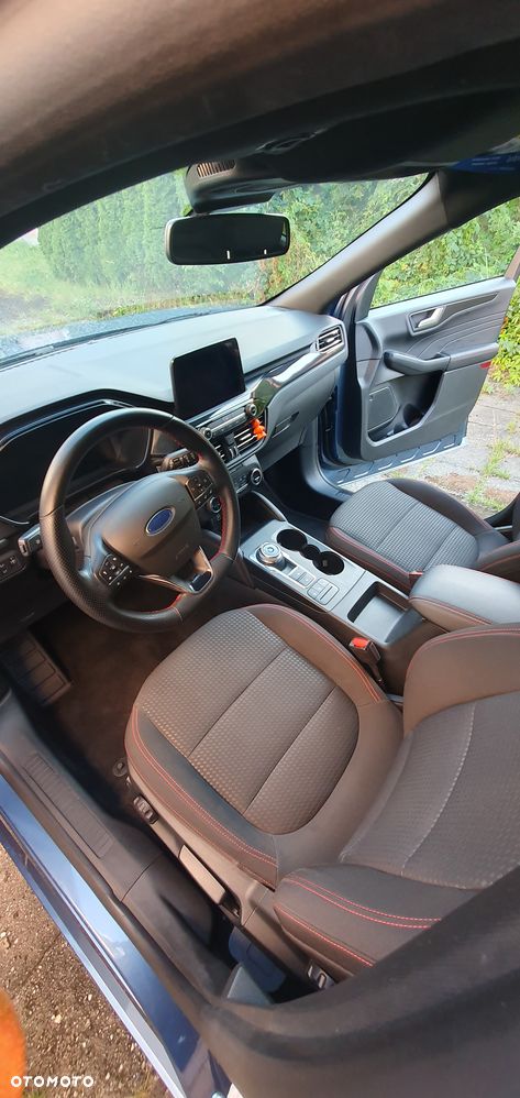Ford Kuga 2.5 FHEV FWD ST-Line - 31
