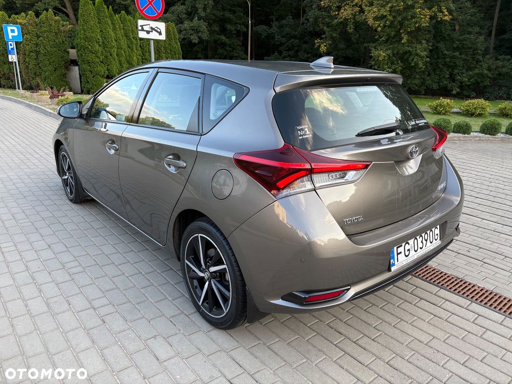 Toyota Auris 1.33 VVT-i Active - 5