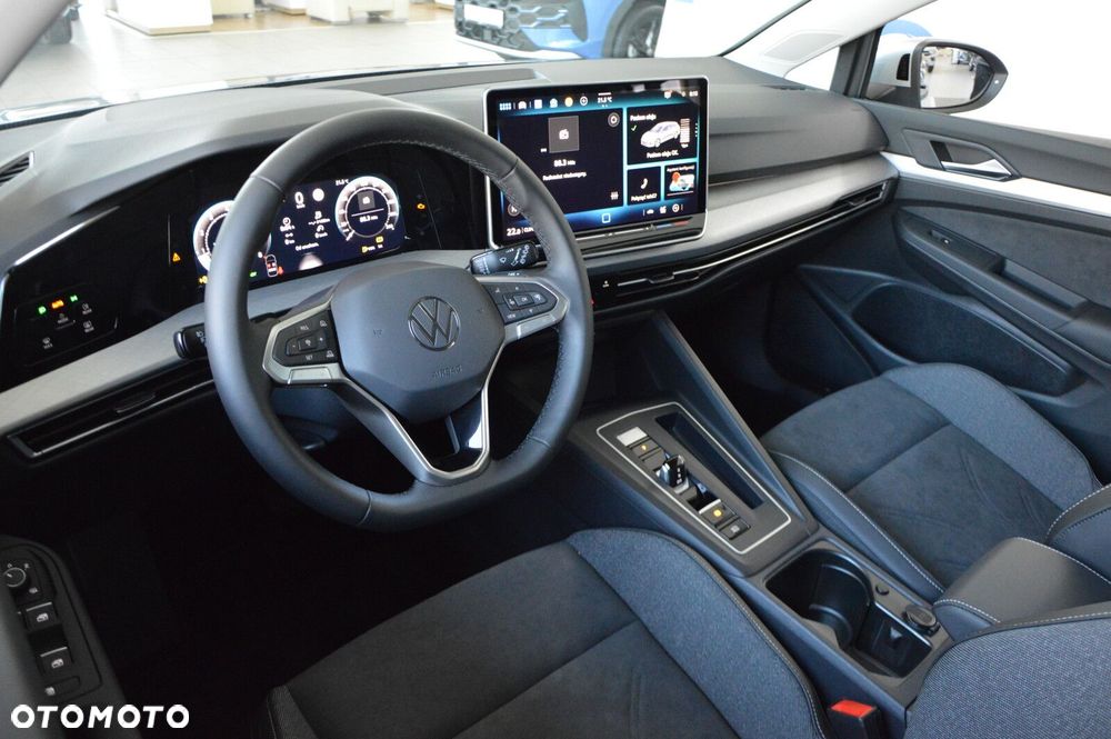 Volkswagen Golf Variant 1.5 eTSI mHEV Life Plus DSG - 3
