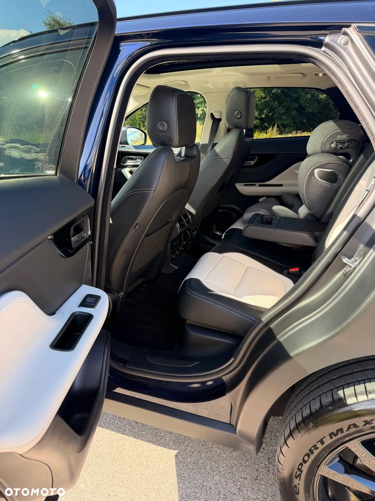 Jaguar F-Pace 2.0 i4D AWD R-Sport - 17