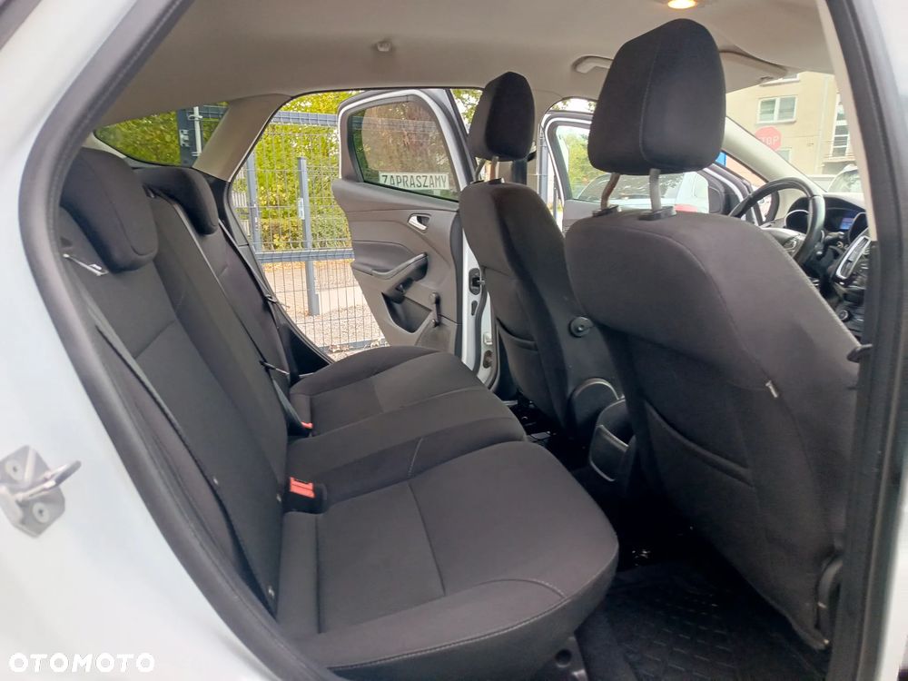 Ford Focus - 17