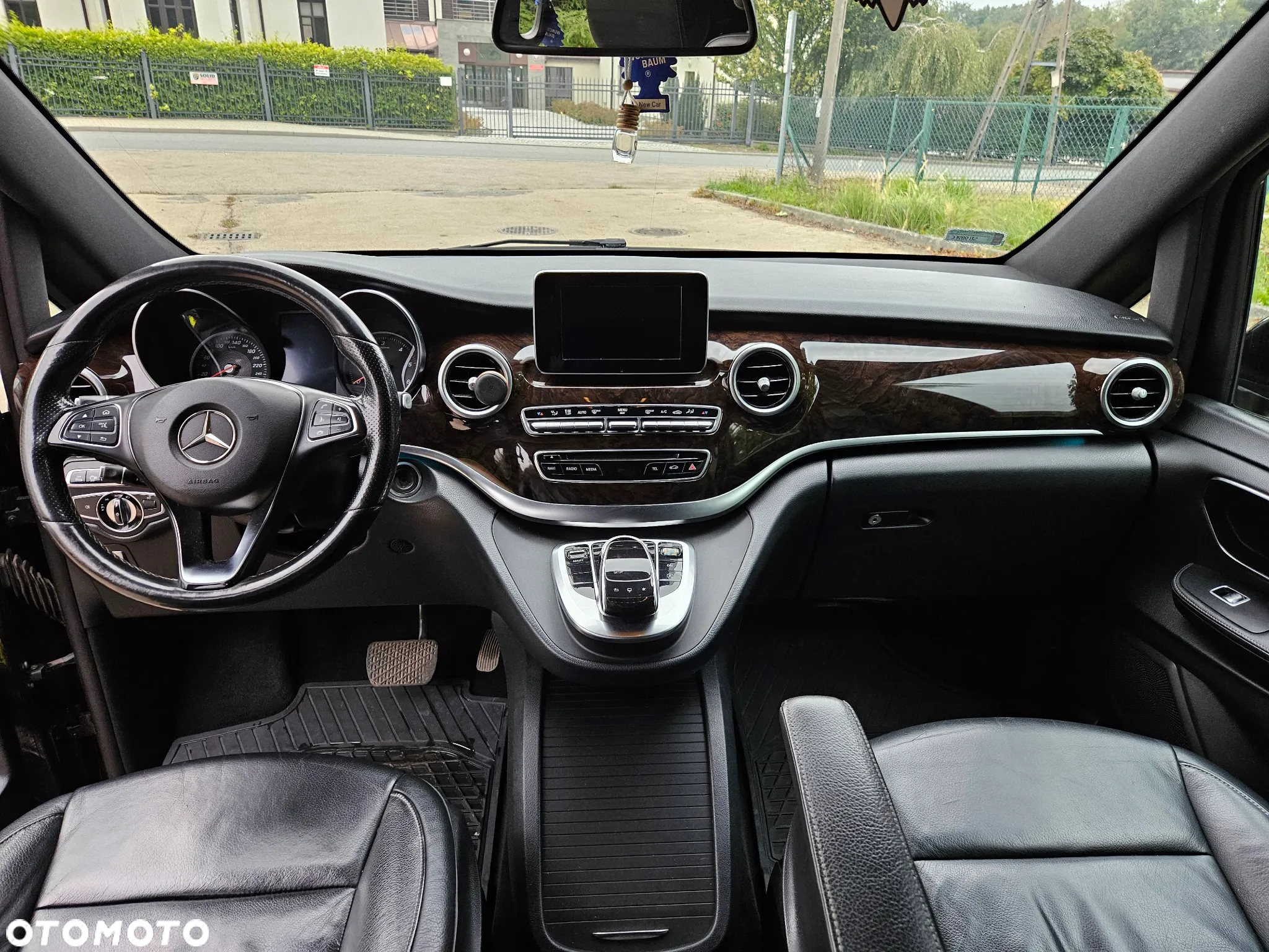 Mercedes-Benz Klasa V 220 CDI Avantgarde 7G-Tronic (d³ugi) - 10