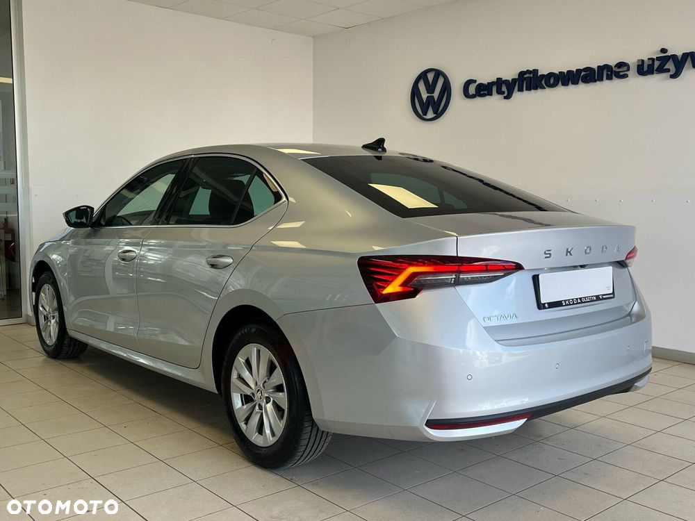 Skoda Octavia 1.5 TSI Business - 10