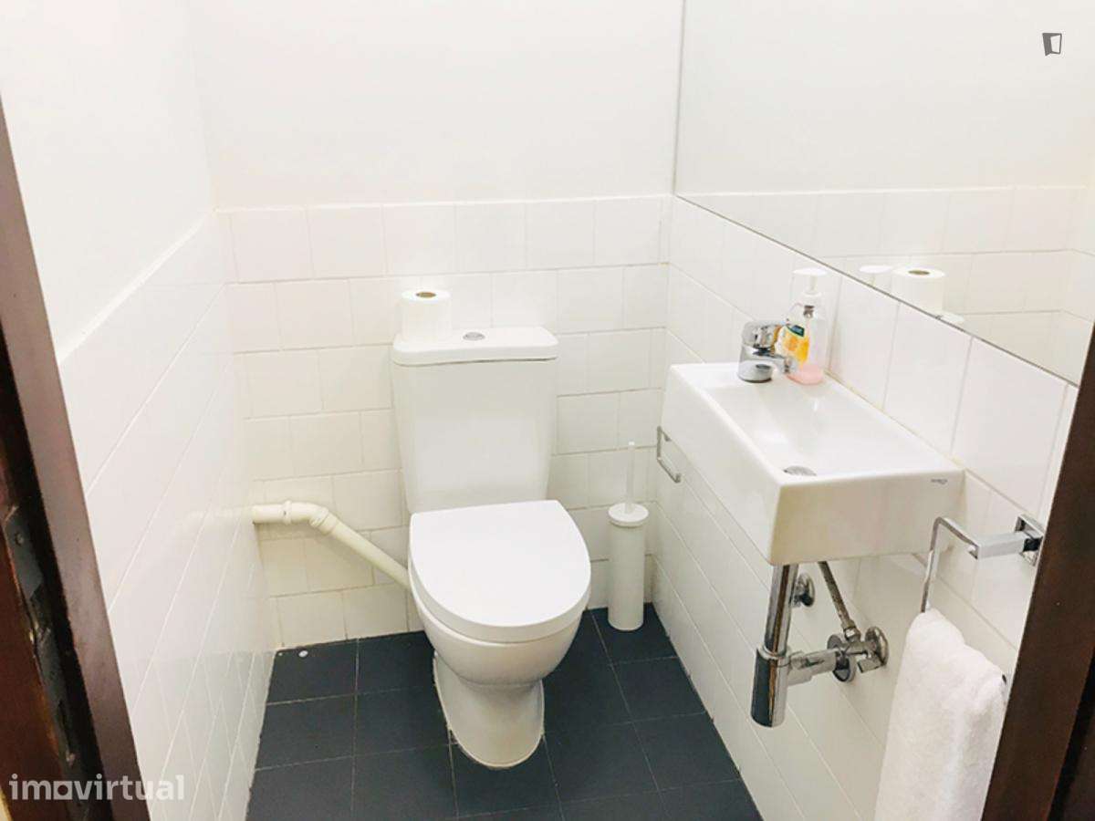 Apartamento com 3 quartos - localizado em Cedofeita Porto - Grande imagem: 2/24