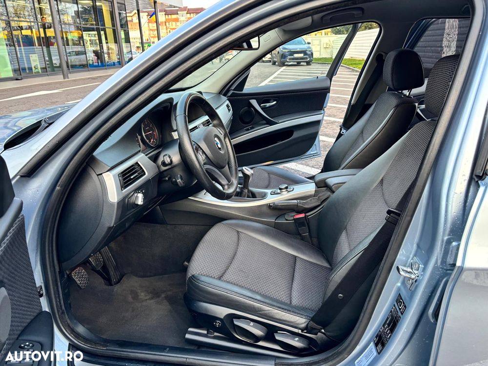 BMW Seria 3 320d DPF Touring - 18