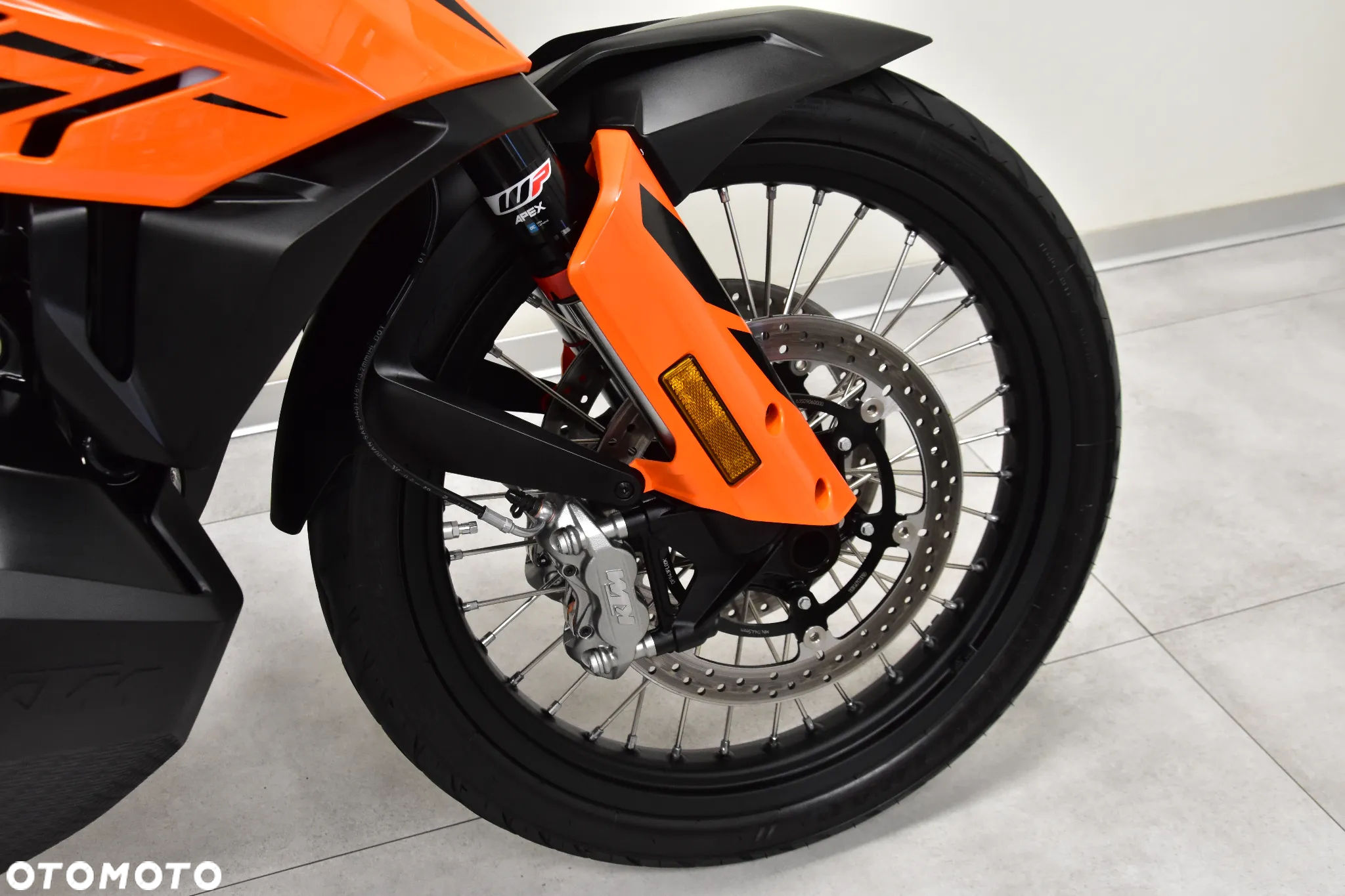 KTM Adventure - 32