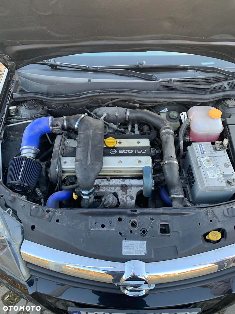 Opel Astra 2.0 Turbo Cosmo - 8