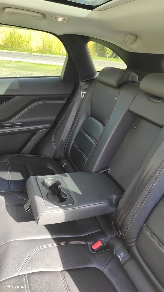 Jaguar F-Pace 2.0 i4D Prestige Aut. - 27