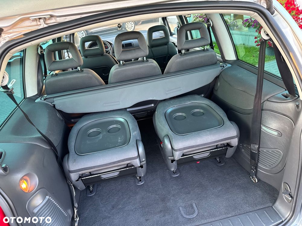 Seat Alhambra - 17