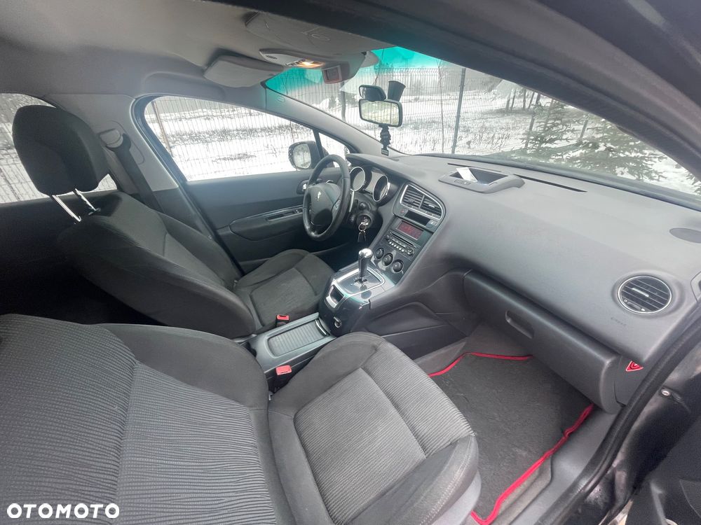 Peugeot 5008 - 14