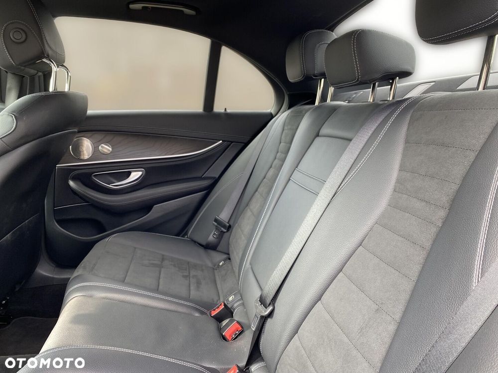 Mercedes-Benz Klasa E - 16