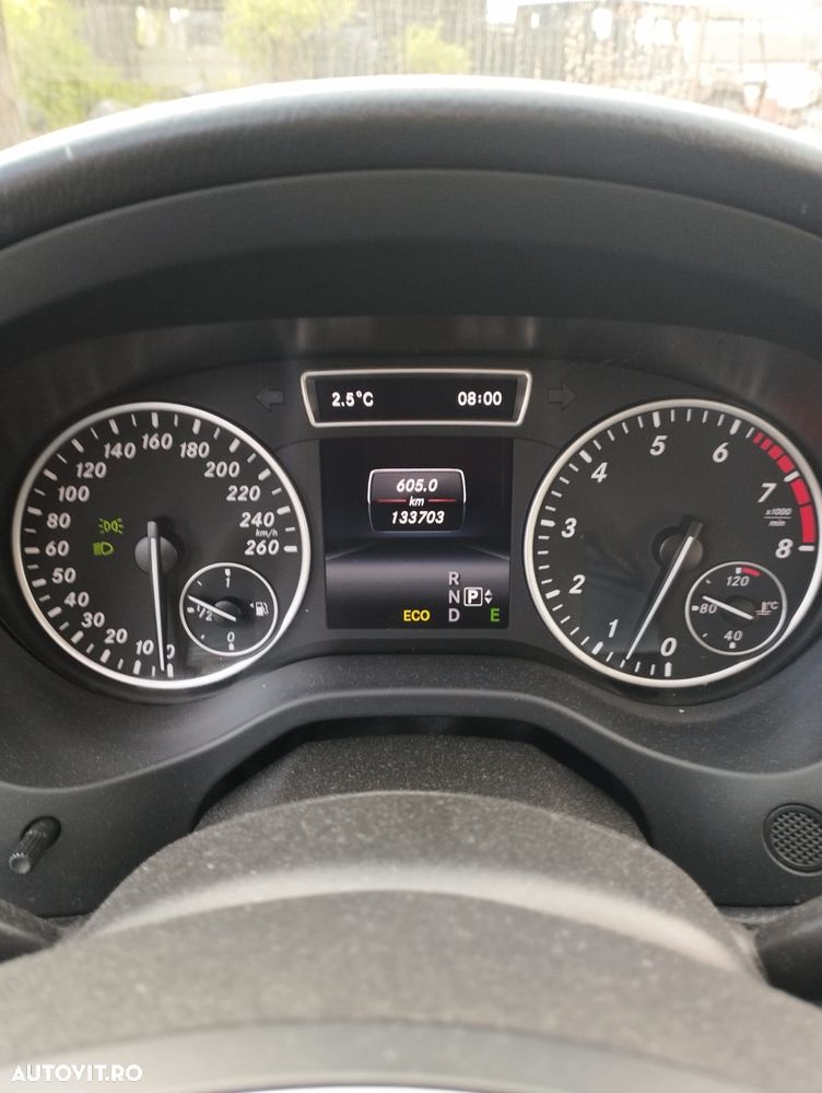 Mercedes-Benz A 180 BlueEfficiency 7G-DCT AMG Sport - 5