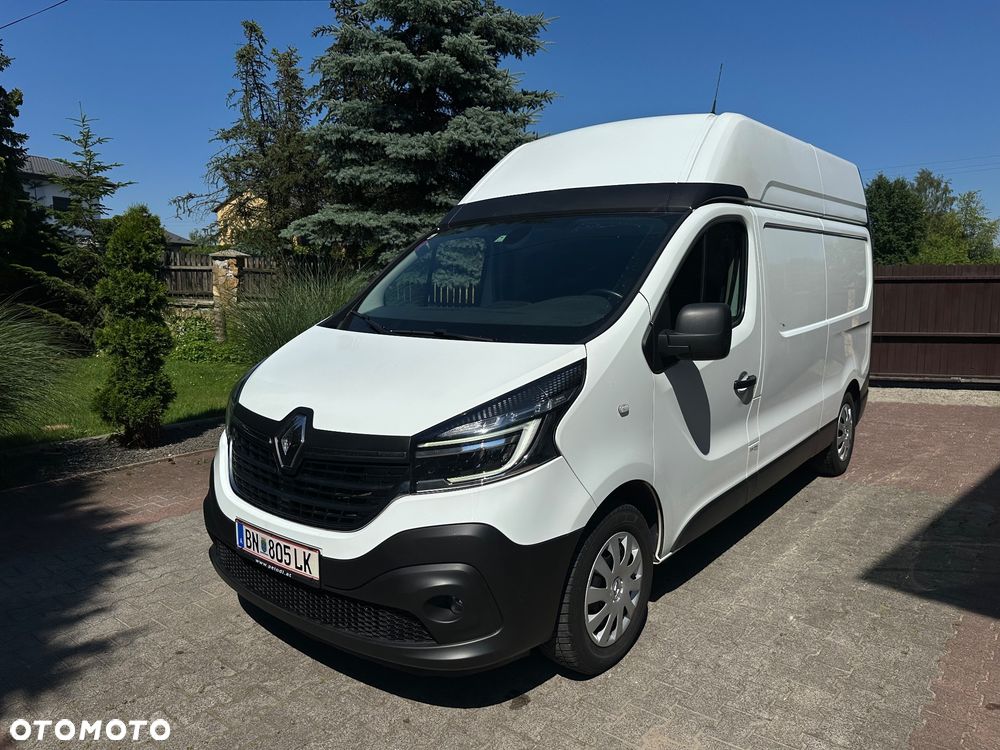 Renault Trafic - 2