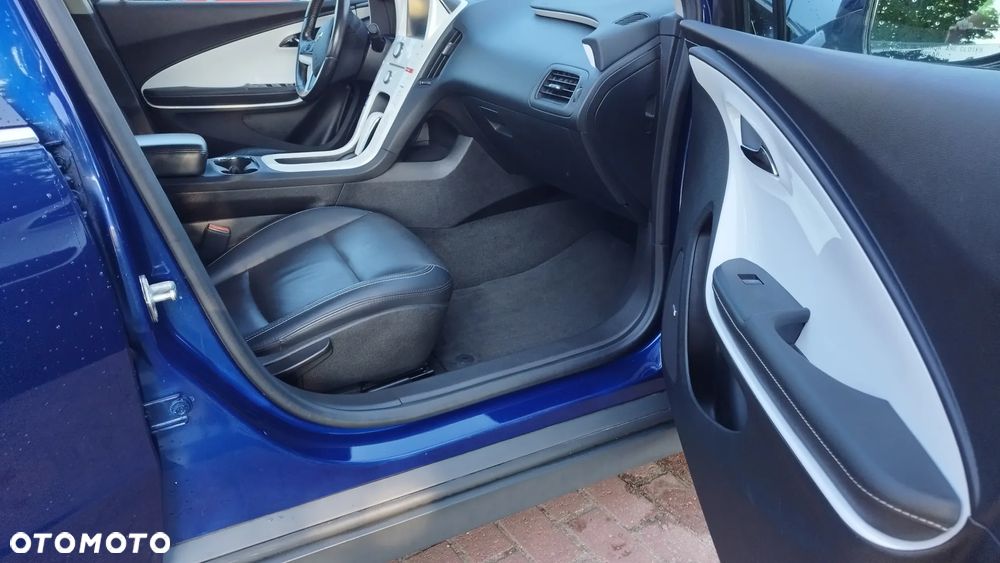 Chevrolet Volt Exclusive - 34