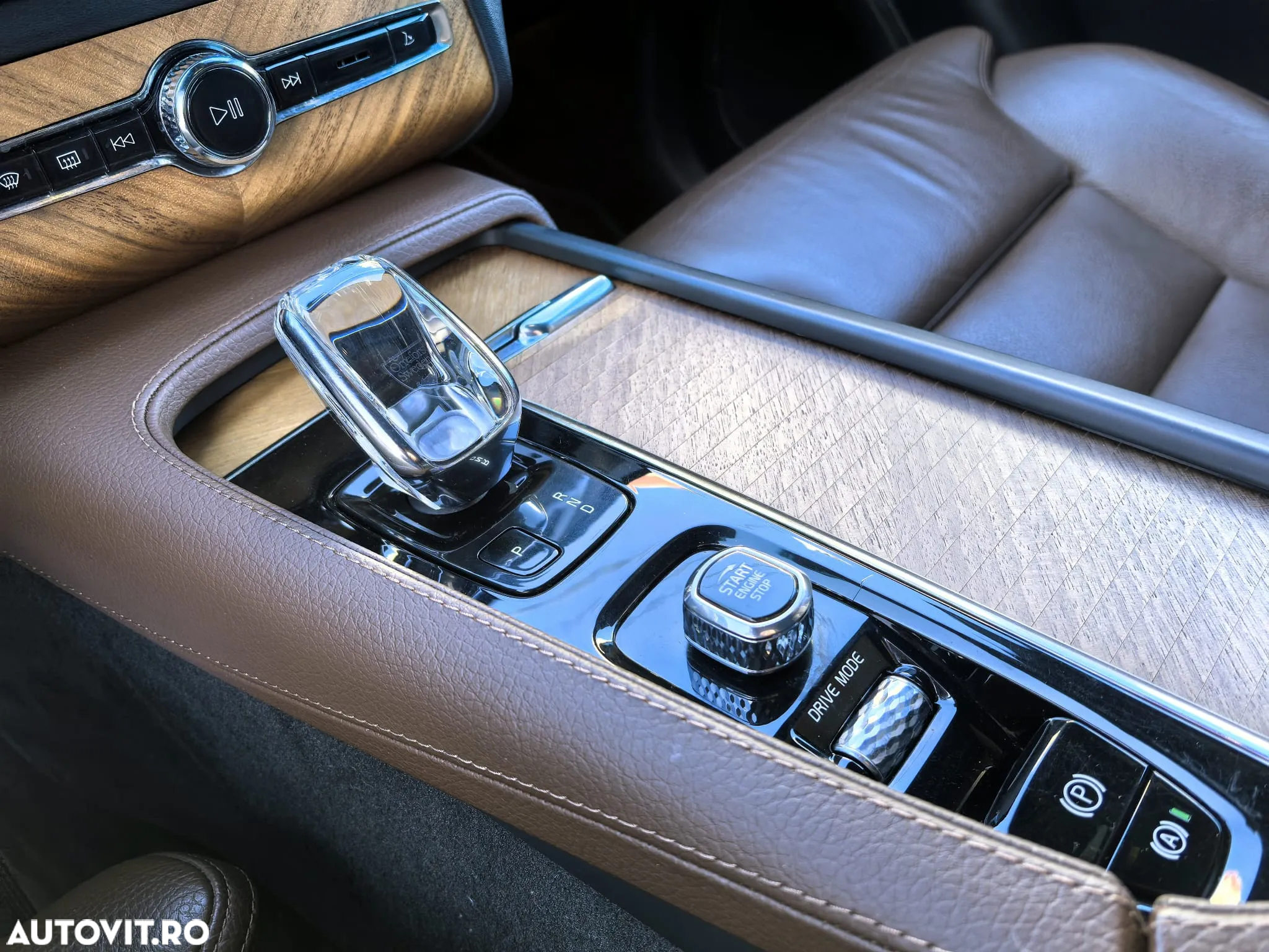 Volvo XC 90 T8 AWD Recharge Geartronic Inscription - 14