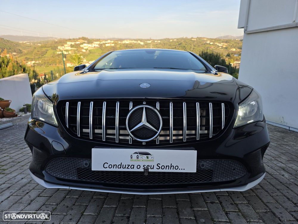 Mercedes-Benz CLA 180 d Shooting Brake AMG Line - 35