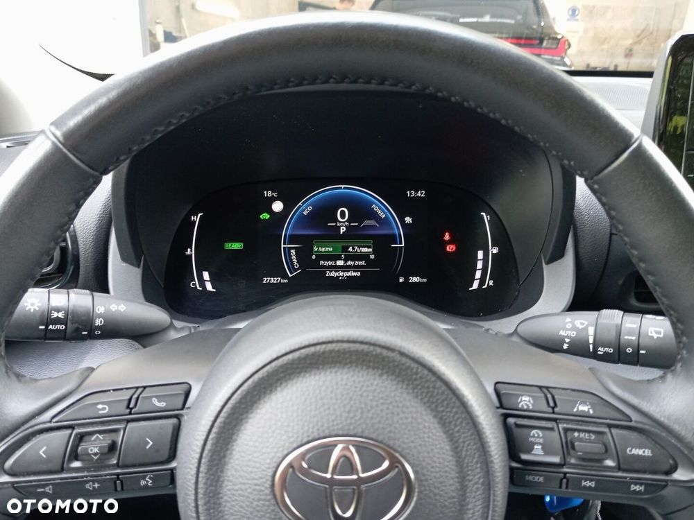 Toyota Yaris Hybrid 1.5 Style - 14