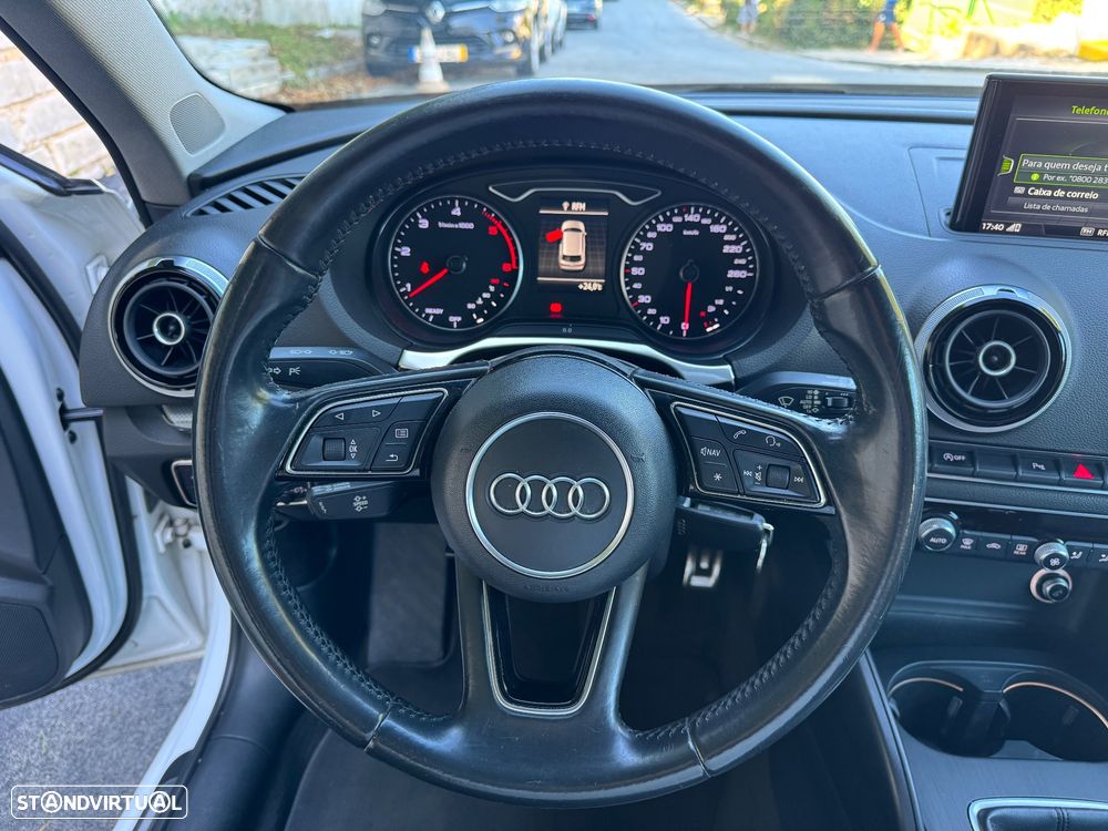 Audi A3 1.6 TDI Design - 14