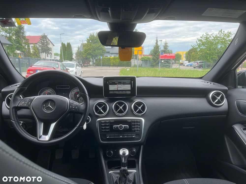 Mercedes-Benz Klasa A 180 Activity Edition - 18