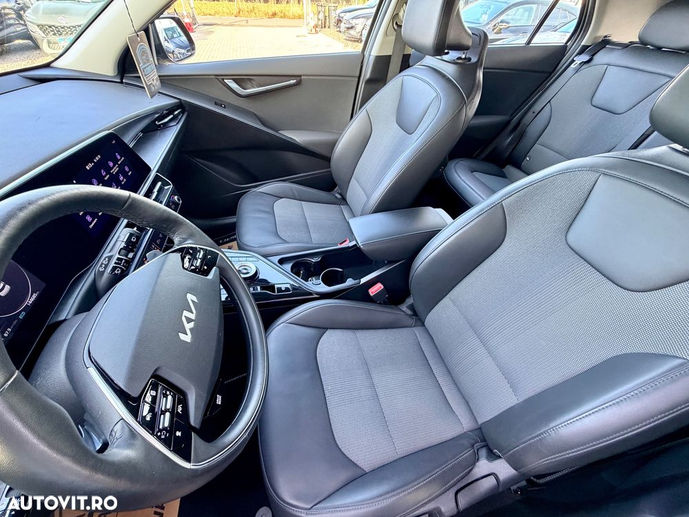 Kia Niro - 12