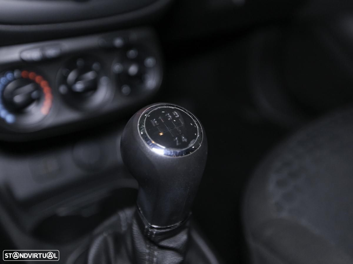 Opel Corsa - 16