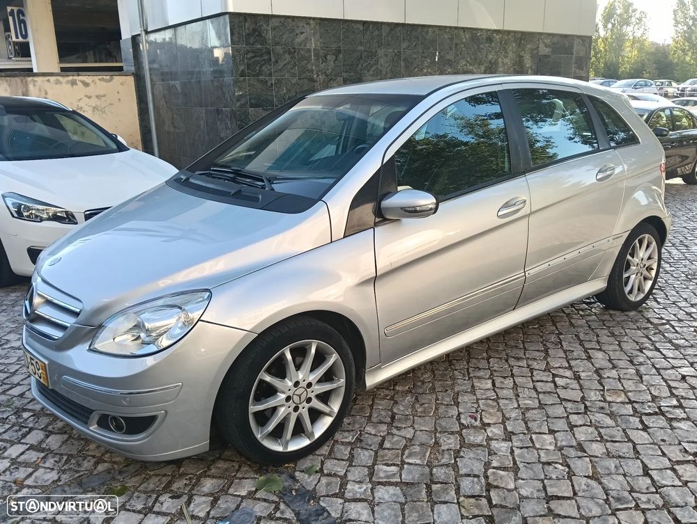 Mercedes-Benz B 180 CDi Autotronic - 19