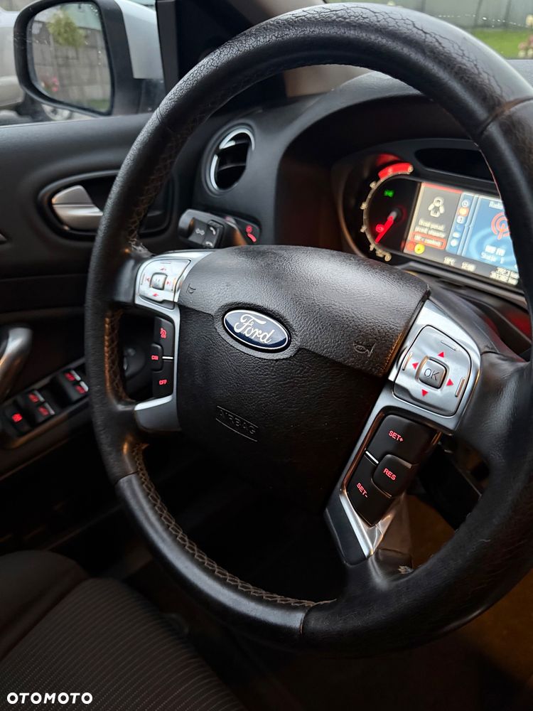 Ford Mondeo 1.8 TDCi Trend - 15
