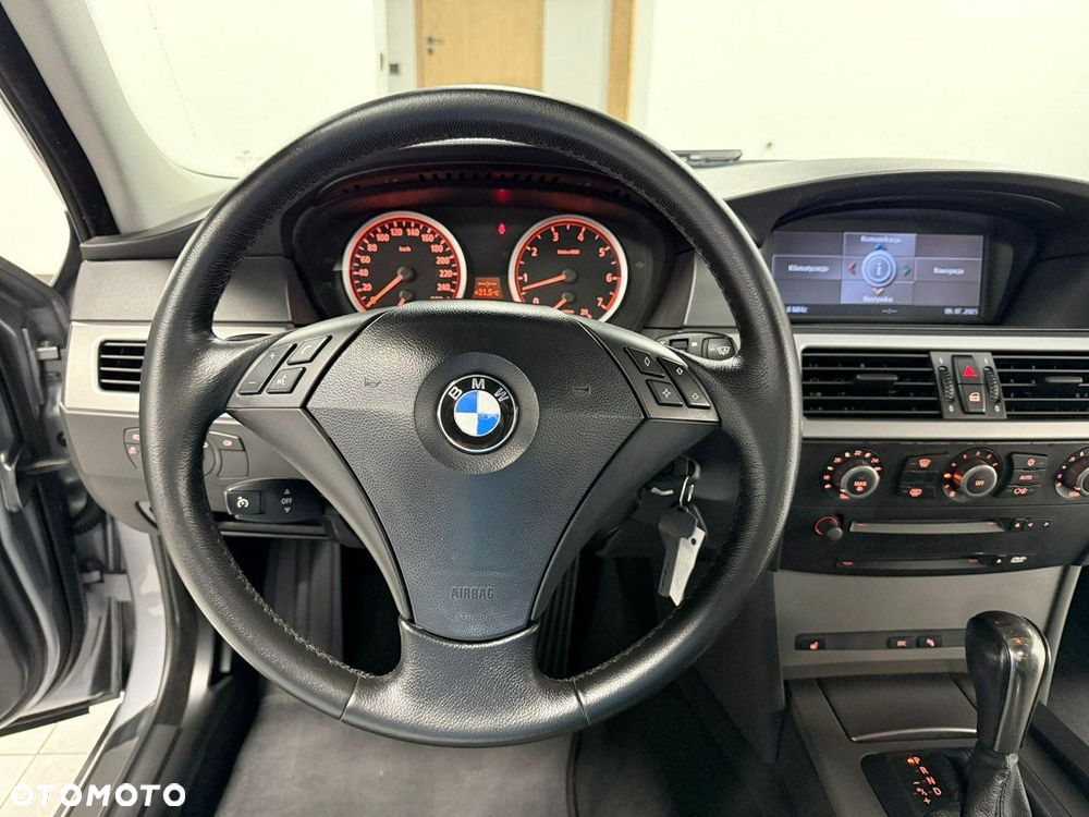 BMW Seria 5 - 26