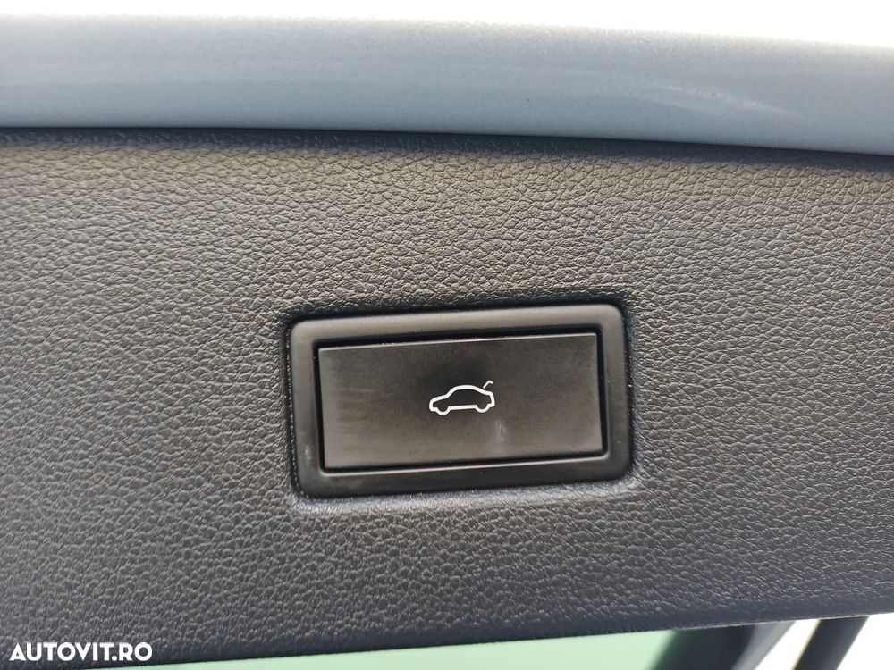 Volkswagen Tiguan 2.0 TDI SCR DSG 4Motion Life - 33