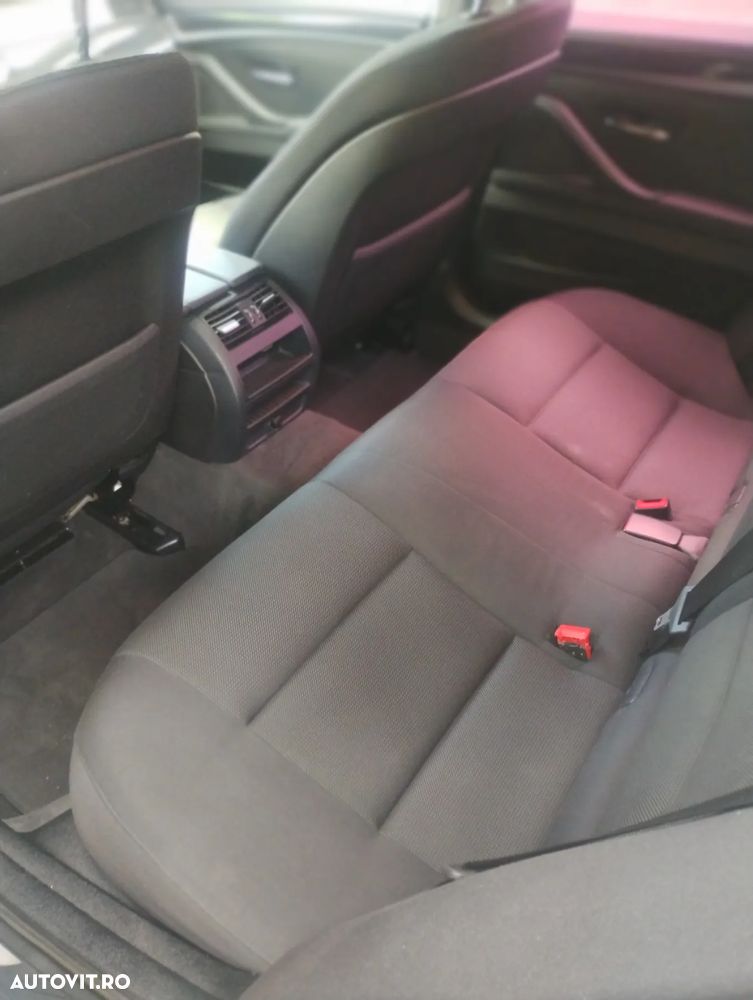 BMW Seria 5 520d - 11