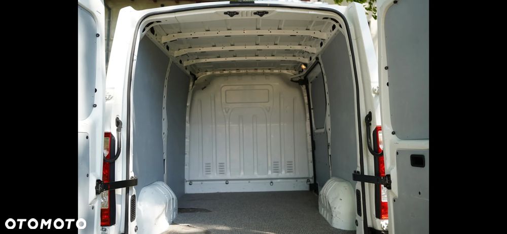 Renault Master - 32